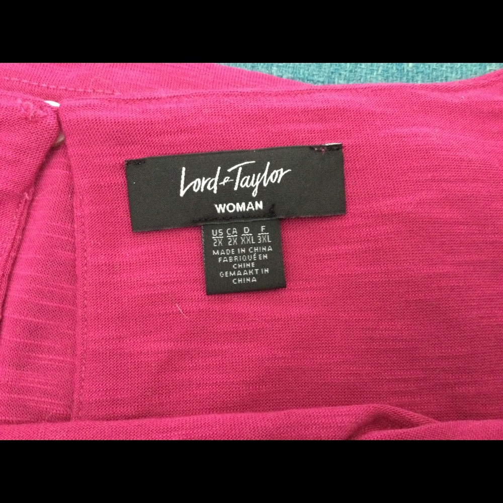 Fuschia layer tank